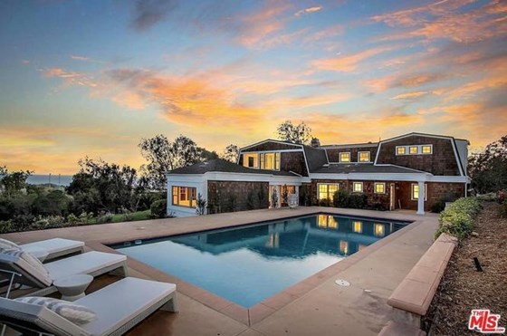 Meyerhouse Kheng Leong: Marinda Levine